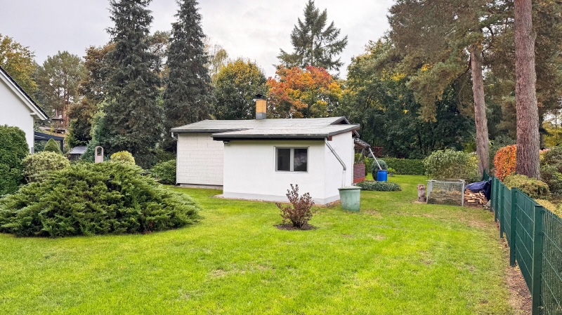 Grundstück-rechts-(2)