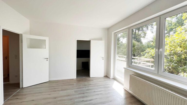 Berlin - VERKAUFT---Erstbezug nach umfassender Sanierung, sofort frei