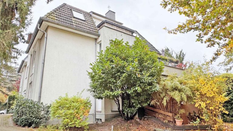 Berlin - VERKAUFT - vollvermietet, Mehrfamilienhaus in Berlin - Buckow