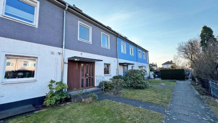 Berlin - VERKAUFT - familienfreundliches Haus mit Modernisierungsbedarf