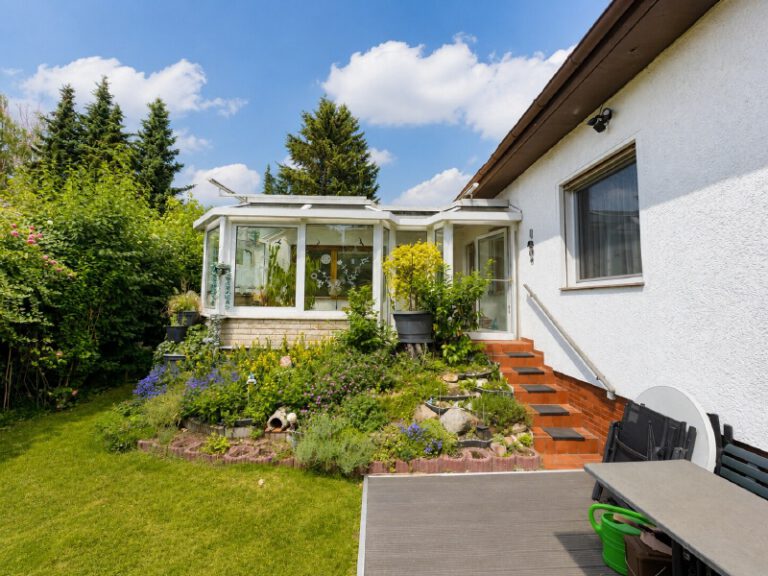 Berlin - Bungalow nahe U7 mit Wintergarten und Vollkeller